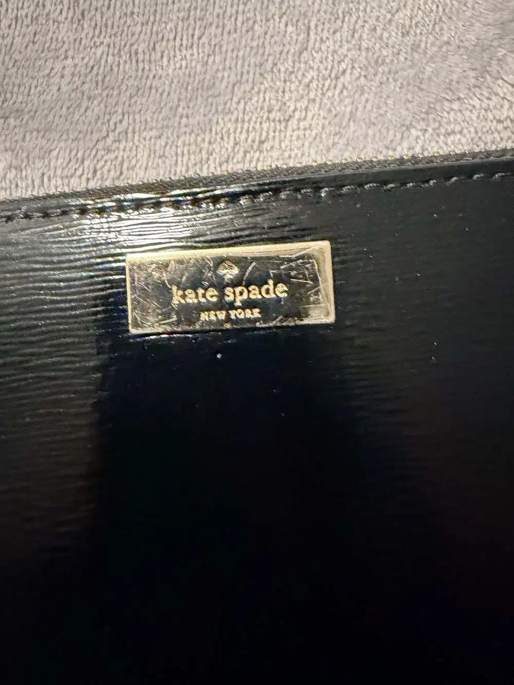 Kate Spade New York Bixby Place Black Patent Leather Zip Around Wallet